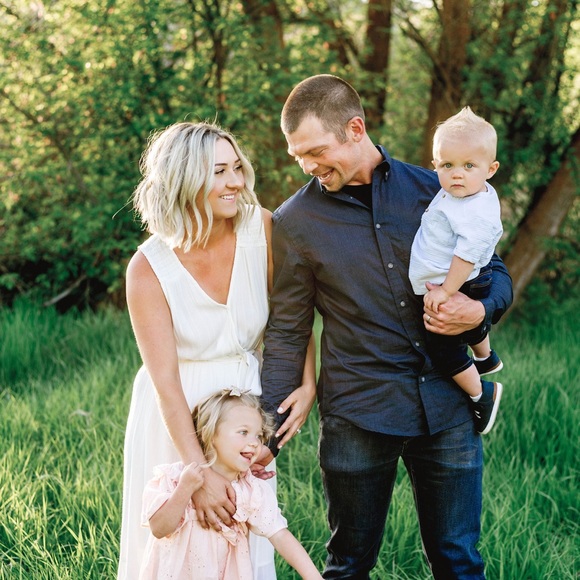 𝙷𝚎𝚕𝚕𝚘! 𝙸’𝚖 𝙱𝚛𝚘𝚘𝚔𝚎! 🌿 - Picture 4 of 10